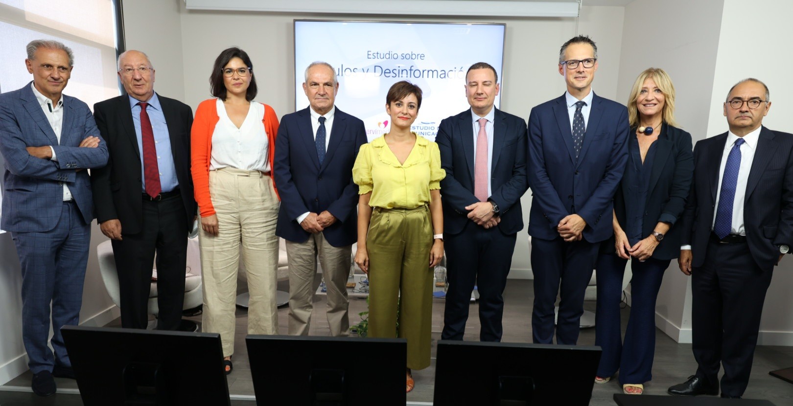 Presentación del Estudio con la portavoz del Gobierno